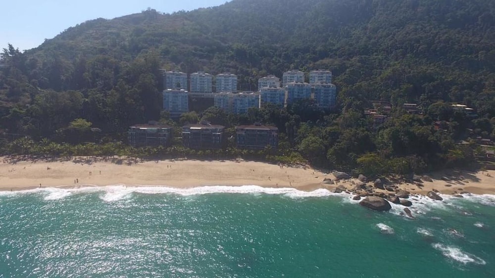 Beach & Waterfront