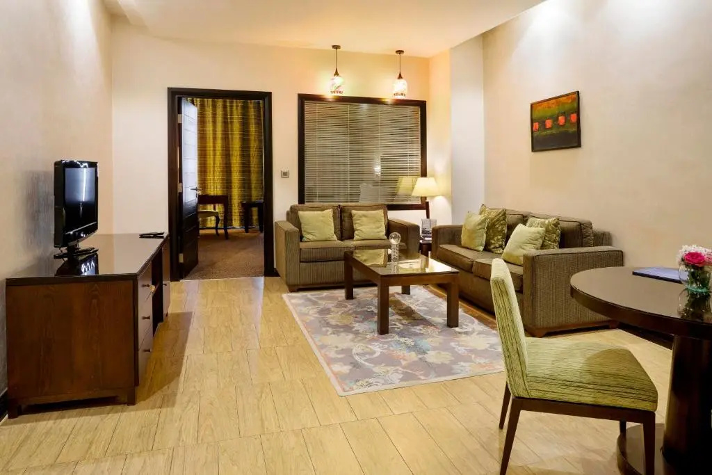 Executive Double Suite (twin beds)