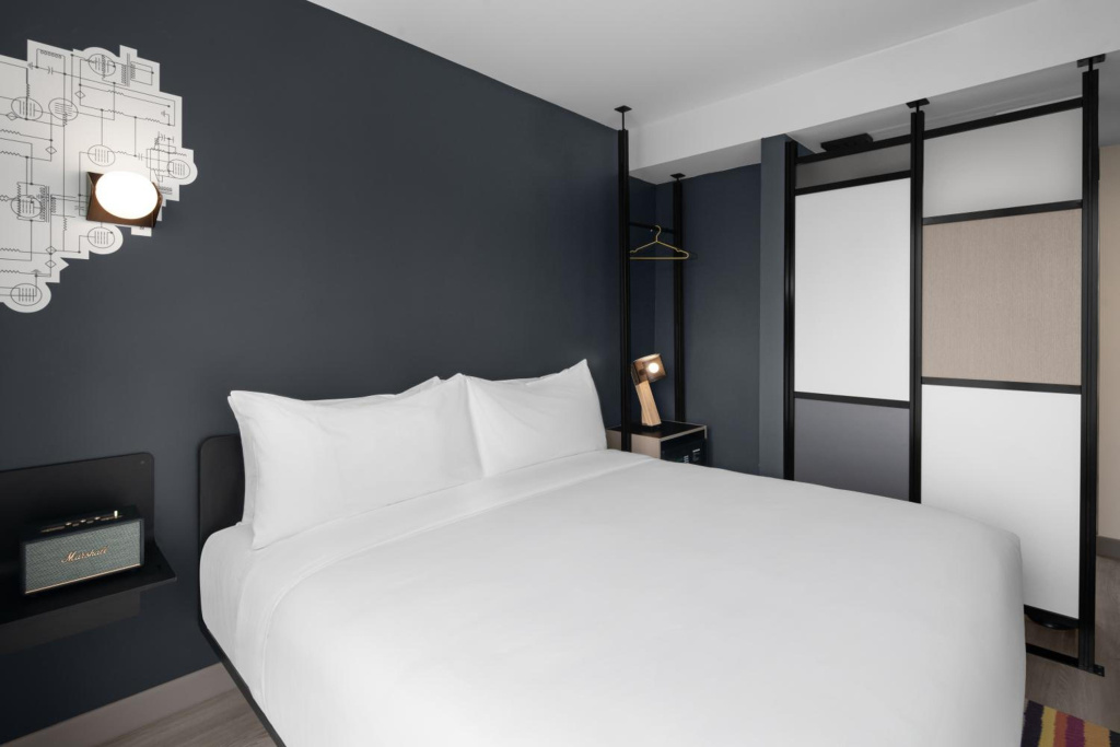 Отель Aloft by Marriott New York Chelsea в Нью-Йорке