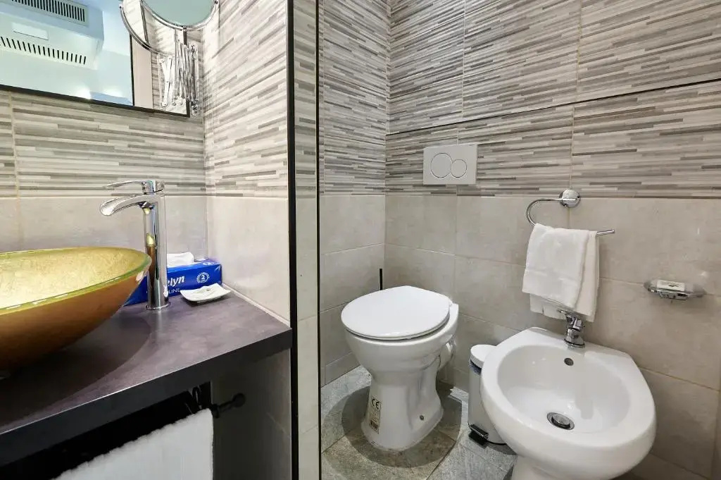 Room 230 Roma Luxury Suites - Général