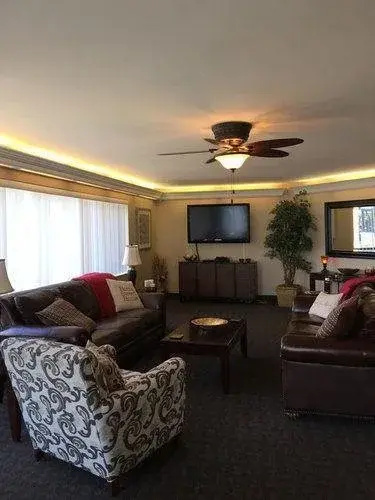 Harbor Tower Apartments