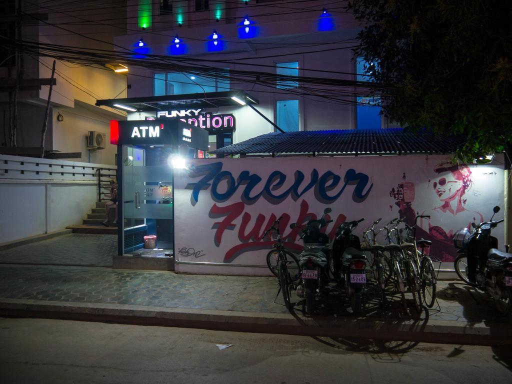 The Funky Village by null