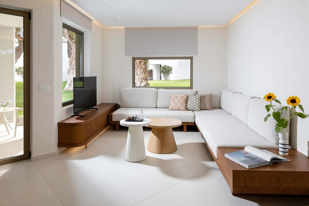 1 Bedroom Suite