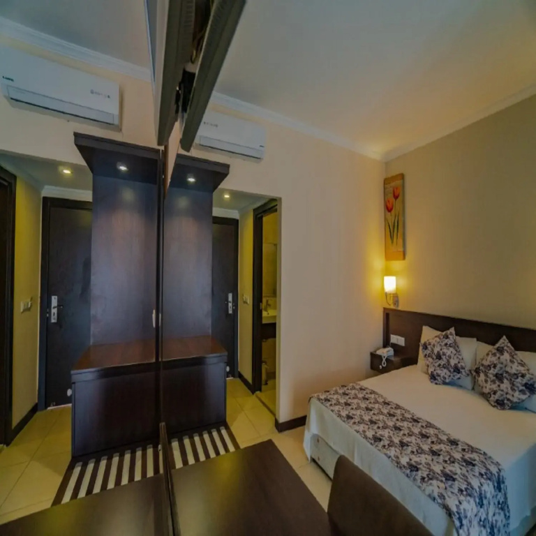 Sunshine Holiday Resort - Chambres