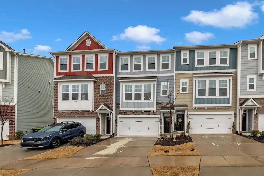 King 4BR Townhouse to Downtown Durham