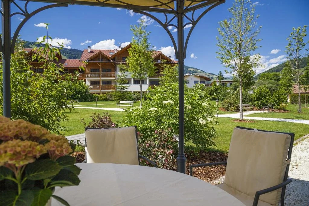 Balcony & Terrace