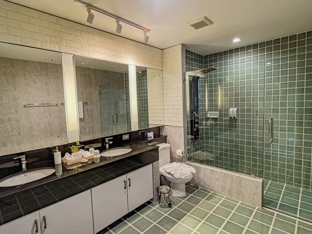 3 Bedrooms Premium Duplex room with balcony