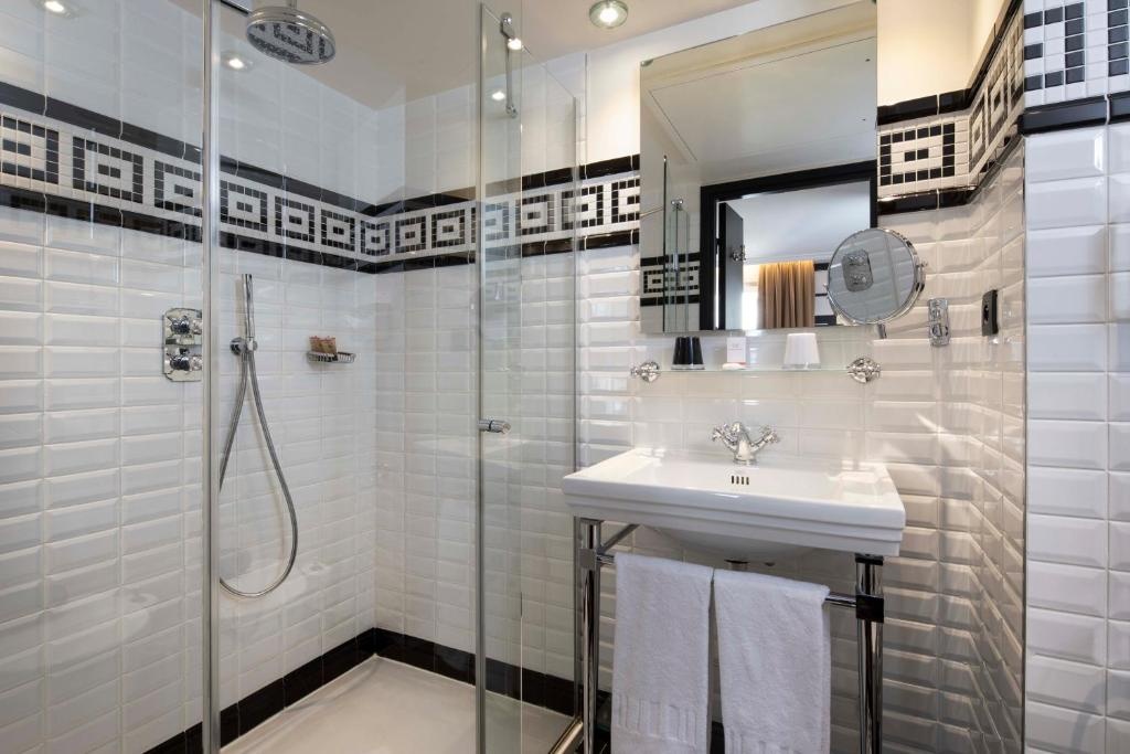 Hôtel Monsieur & Spa 52