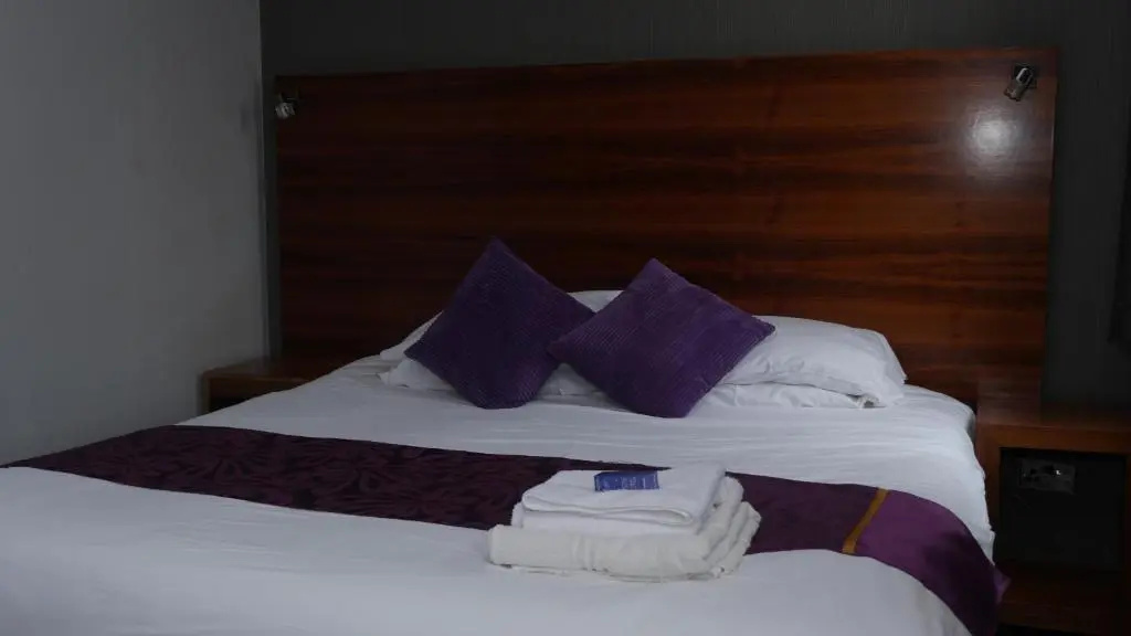 Bennetts Hotel - Chambres
