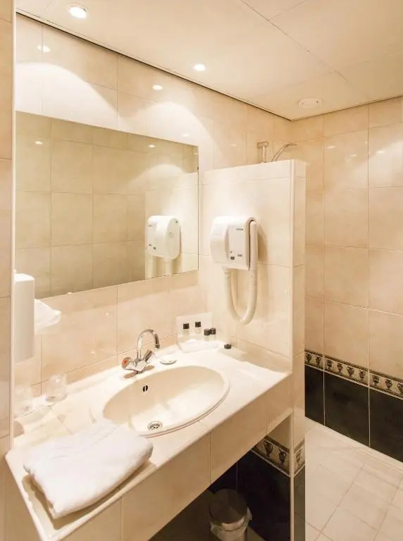Hotel Restaurant Talens - Chambres
