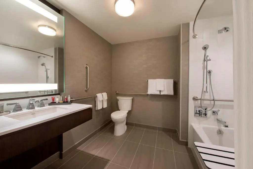 Buffalo Marriott at LECOM HARBORCENTER - Chambres