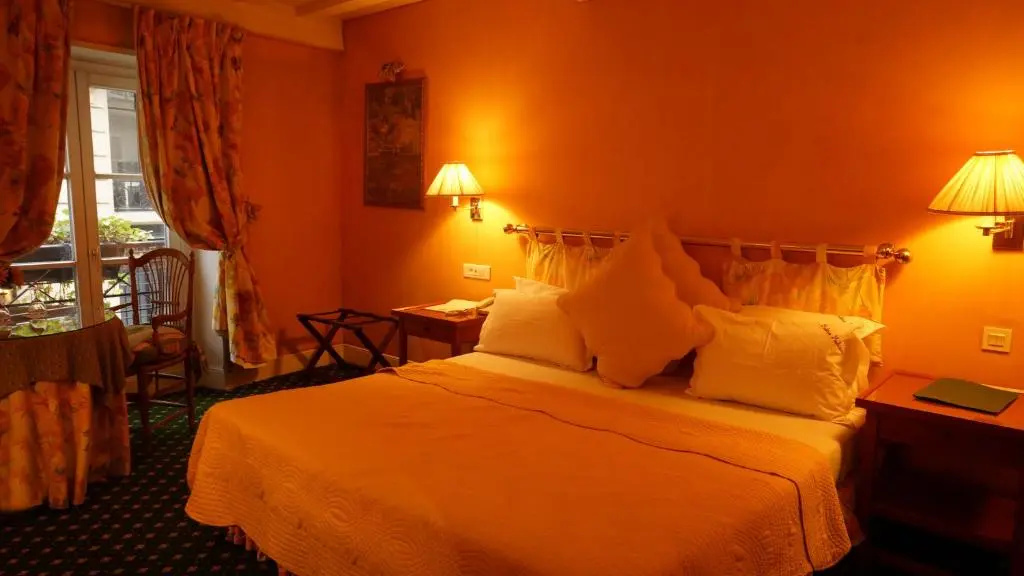 Superior Double room (full double bed)