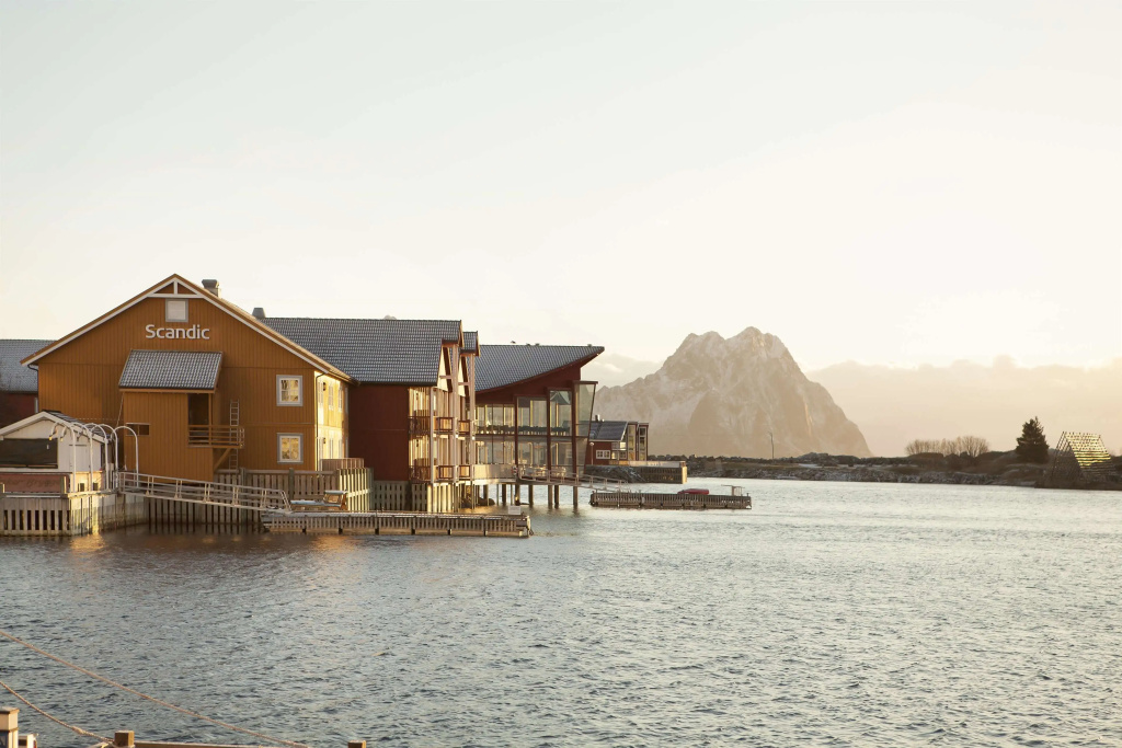 Beach & Waterfront