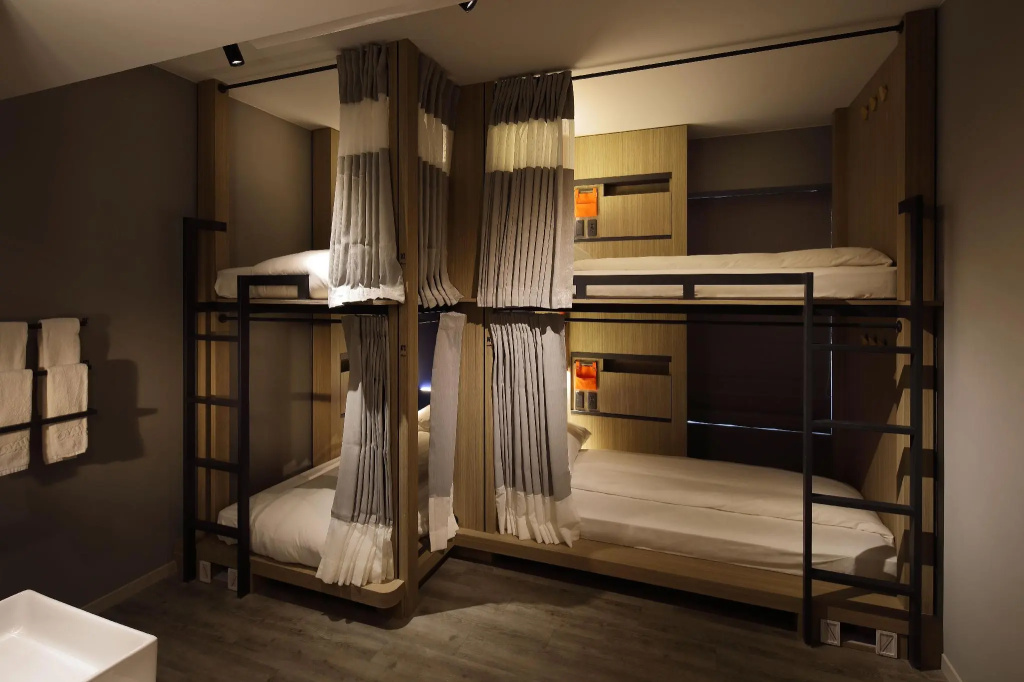 Bed in Dorm (male dorm)