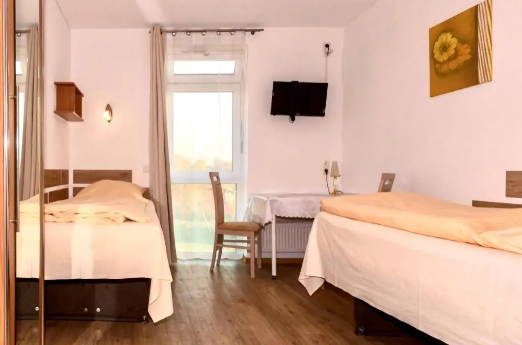 Standard Double room (twin beds)
