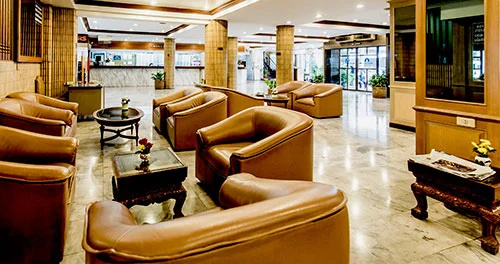 Lobby & Reception