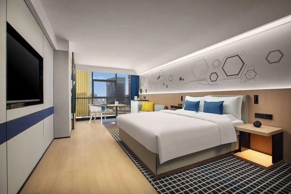 Двухместный номер Superior двуспальная кровать в Microtel By Wyndham Handan New Century