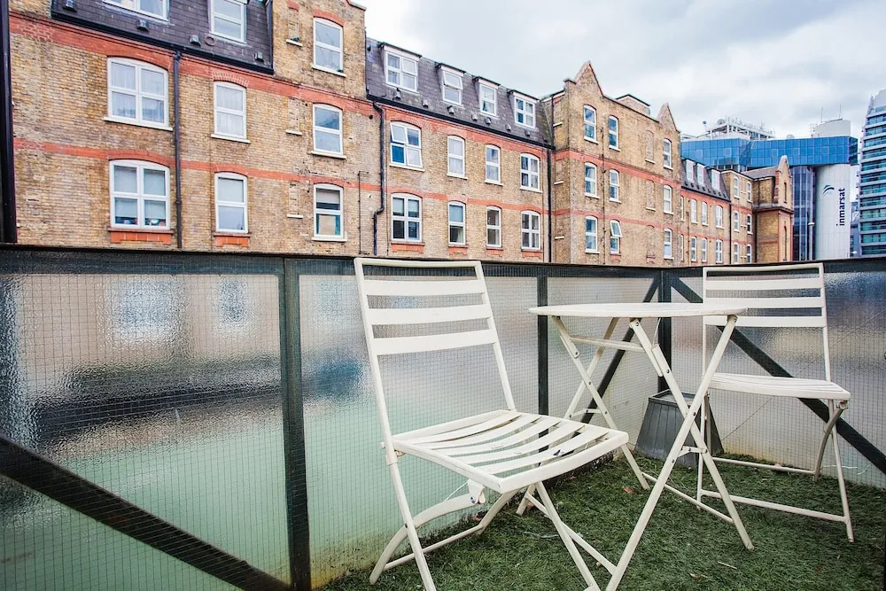 Shoreditch 2 Bedroom Flat