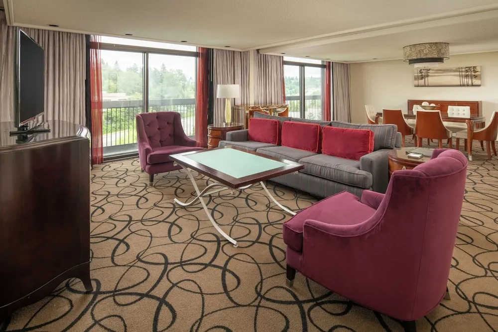 1 Bedroom Presidential Suite with balcony