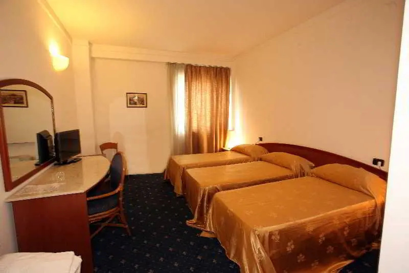 Hotel Quadrifoglio - Chambres