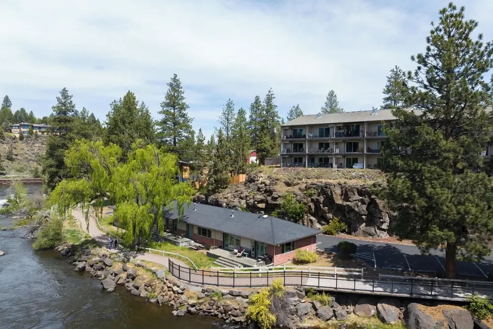 At the River - Beautiful Stay, Amazing River View