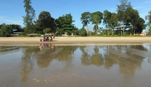 Beach & Waterfront