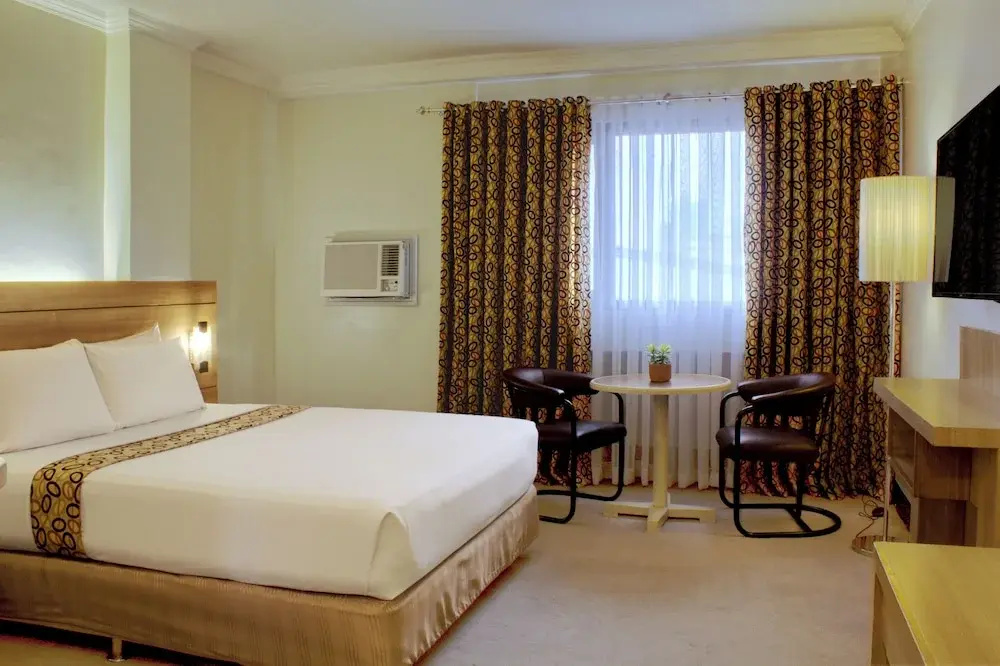 Premier Double room (full double bed)