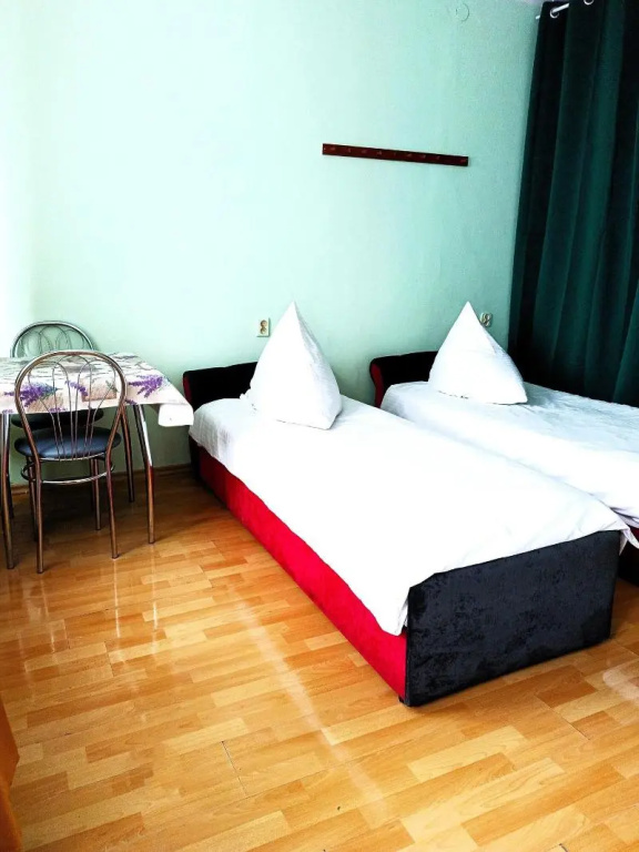 Hostel Omega — 5