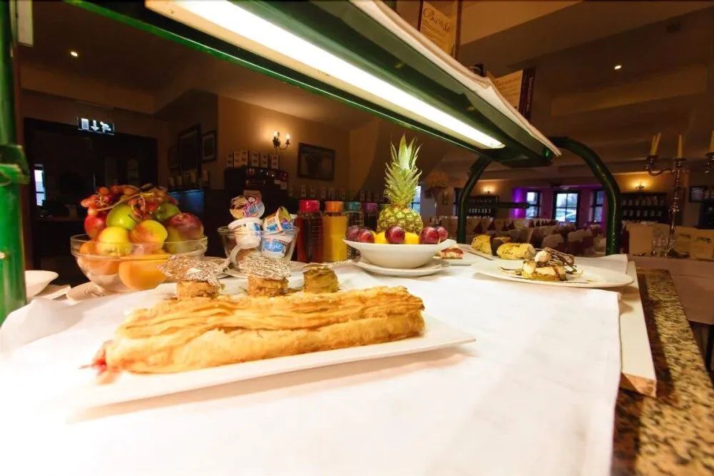 Hotel photo 12