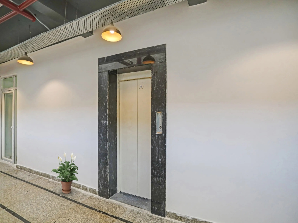 Hotel the Rasa vasundhara