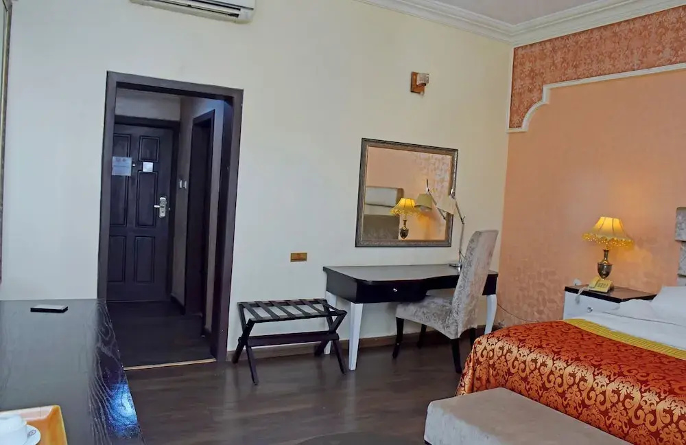 Sandralia Hotel - Chambres