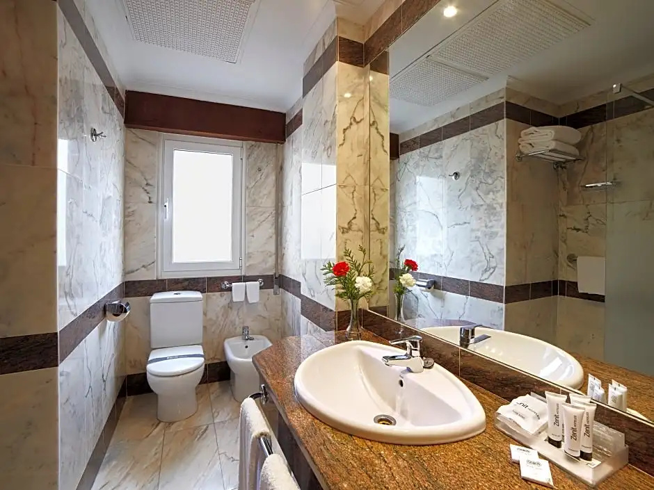 Hotel Zenit Dos Infantas - Chambres