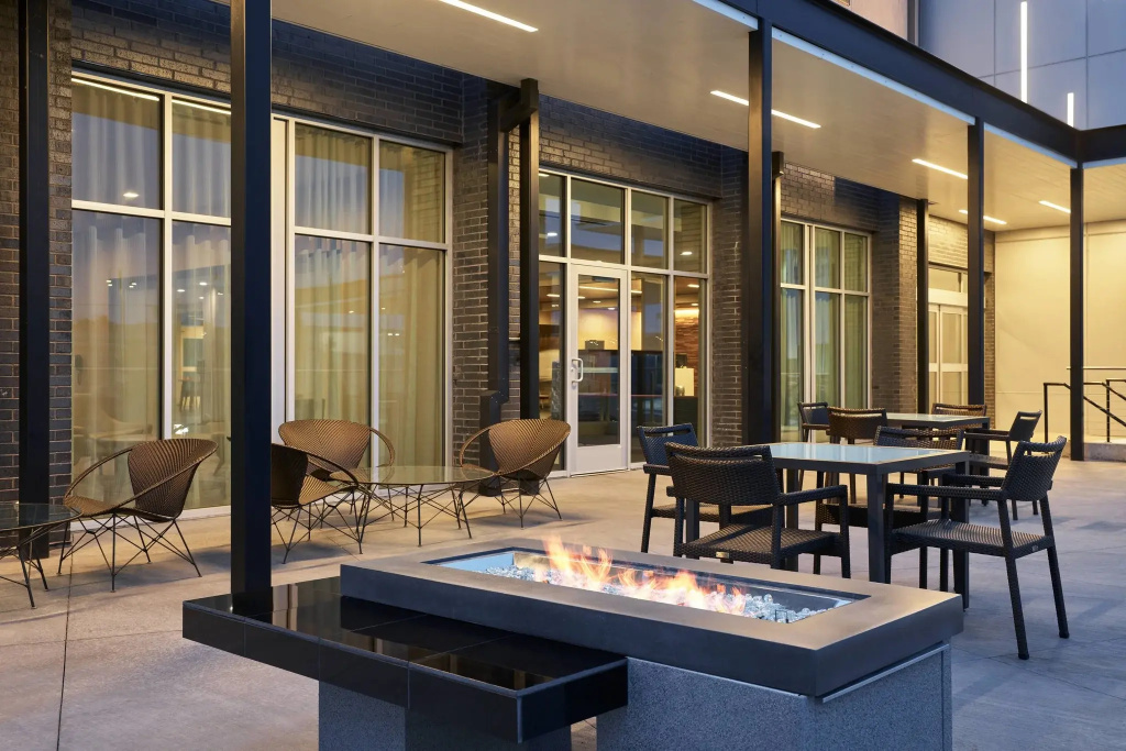 Courtyard by Marriott Denver Aurora