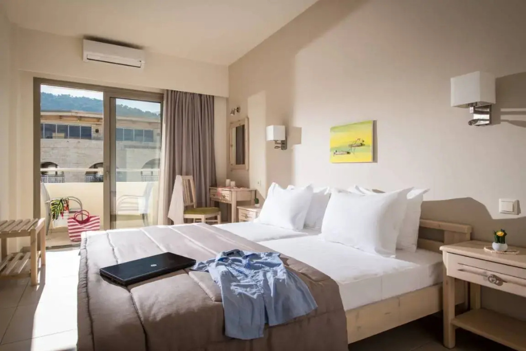 Malliotakis Beach Hotel by Checkin - Chambres
