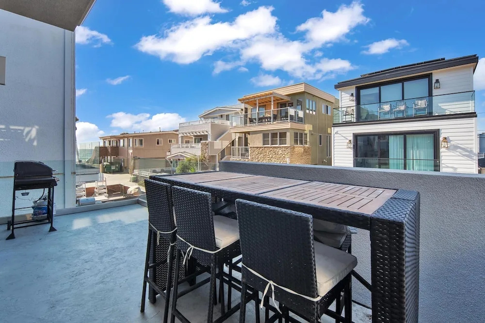 Island Paradise Deck - 2nd Floor Condo Sleeps 8