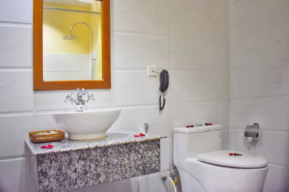 Shwe Poe Eain Hotel - Chambres