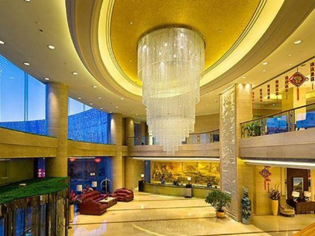 Yulong International Hotel