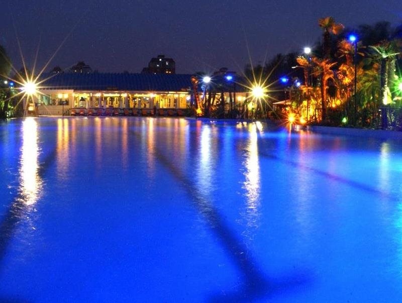 Beach & Waterfront