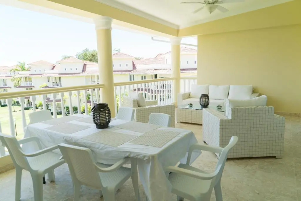 3Br / 3Ba Modern Paradise Loft Condo In Gated Community W/ Daily Housekeeping