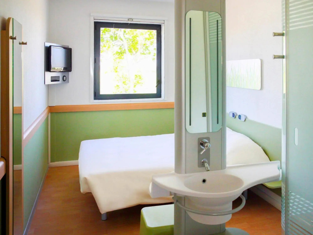 Voir la photo 2 — Ibis Budget Castelnaudary