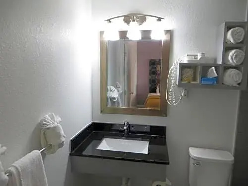 Suite with partial view