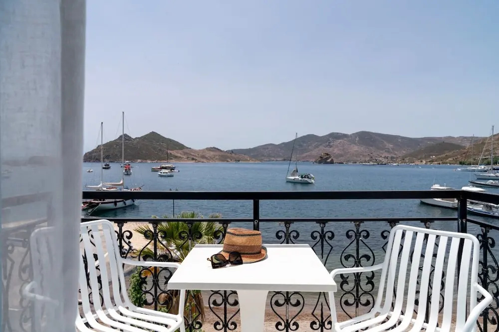 Standard room with sea view