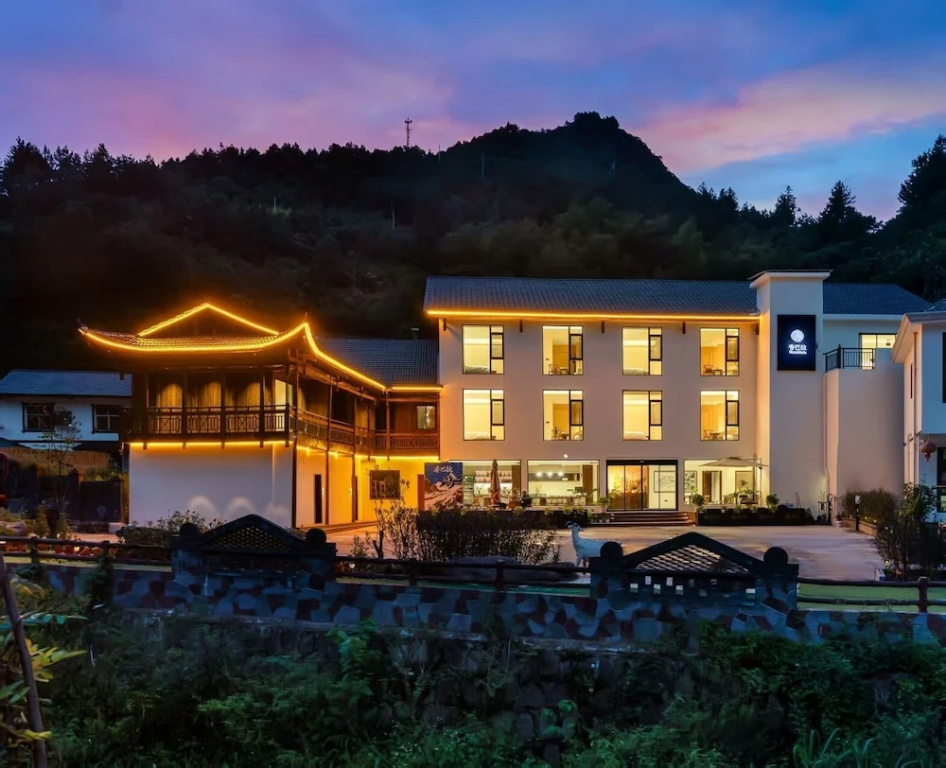Shambhala Hotel of Zhangjiajie in Zhangjiajie