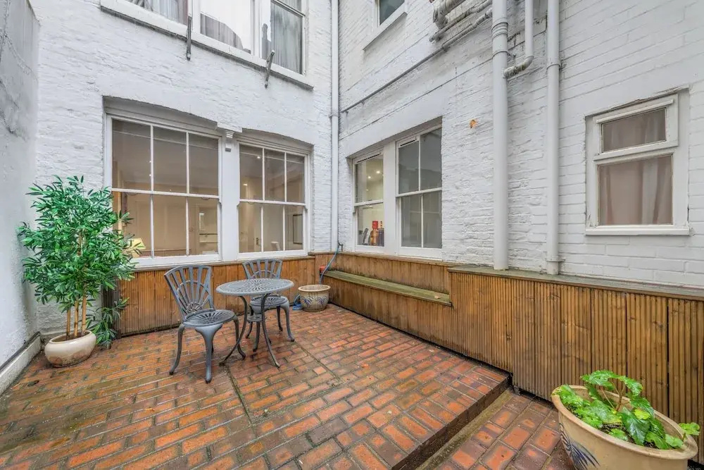 Hertford Flat 1