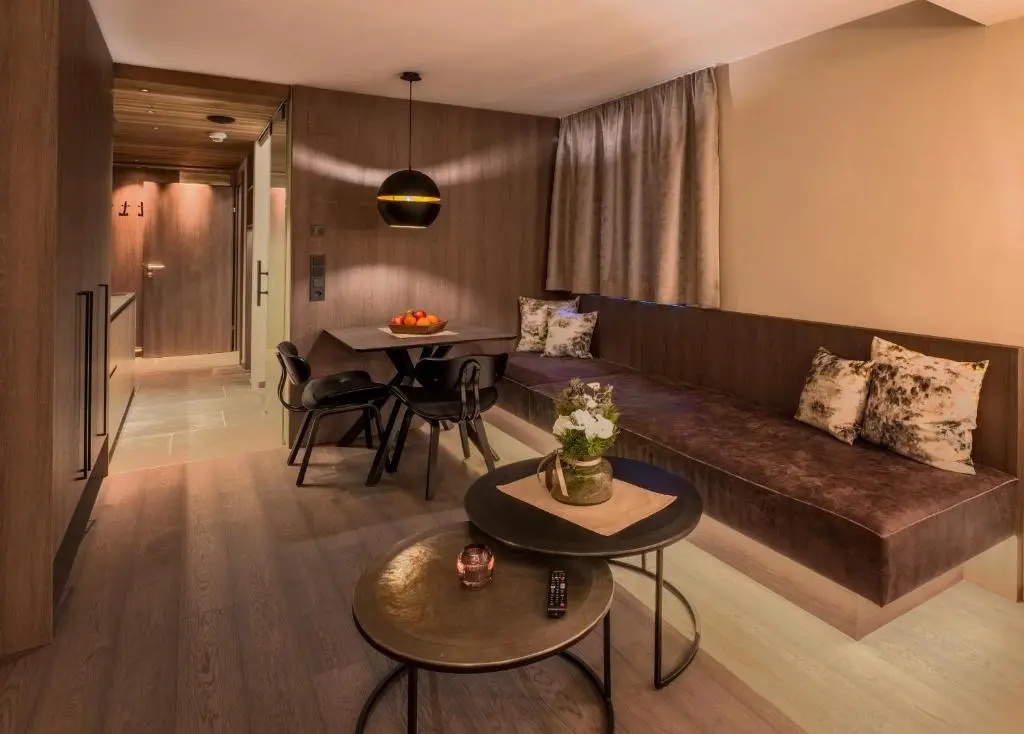 Hotel Vier - Studios & Restaurant - Chambres