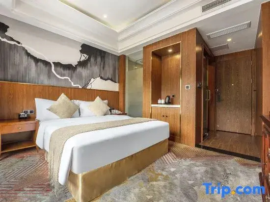 Superior Double room (full double bed)