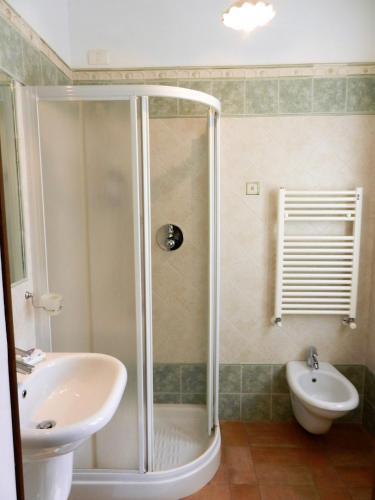 gallery_image_hidden_25