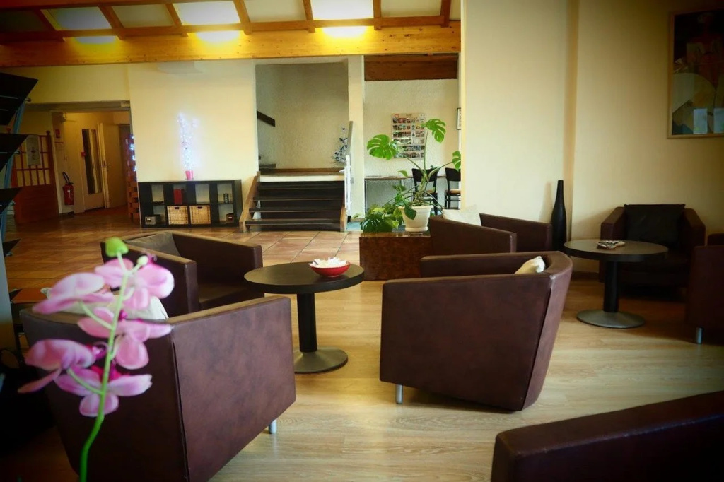 Voir la photo 2 — Brit Hotel Castres