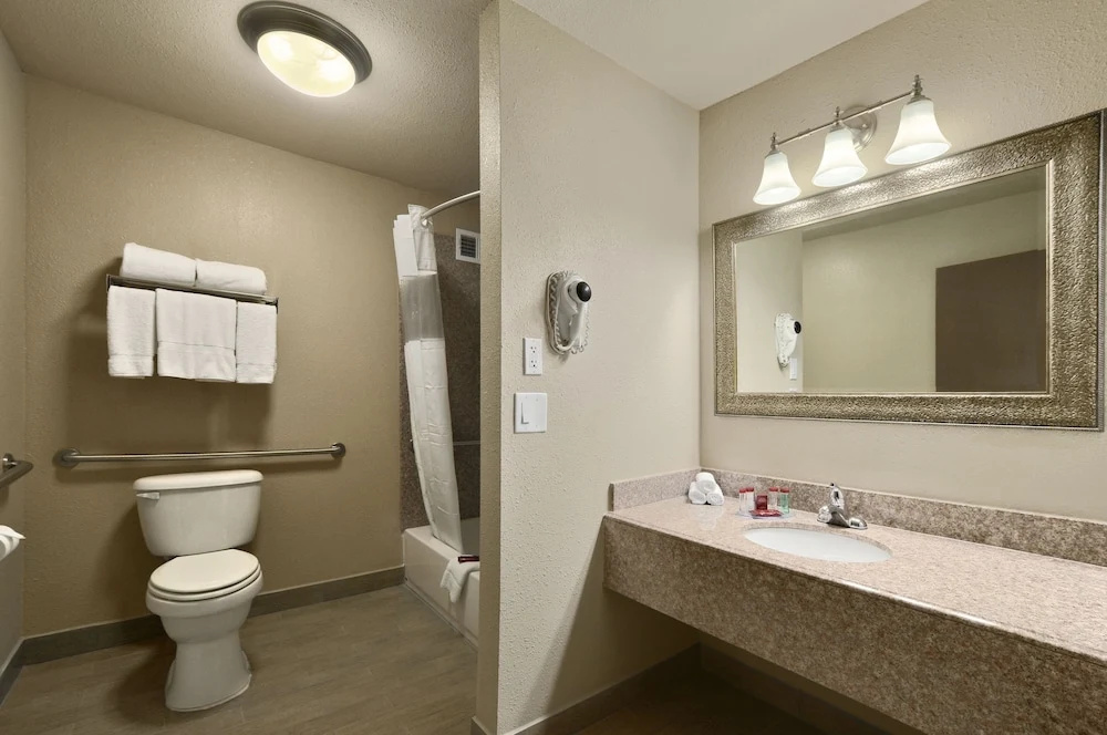 Red Lion Inn & Suites Houston IAH Airport - Chambres