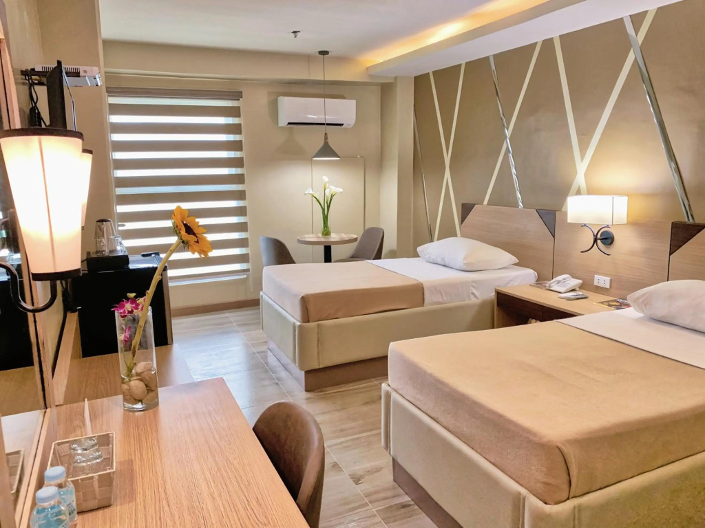 New Dawn Hotel Plus — 3